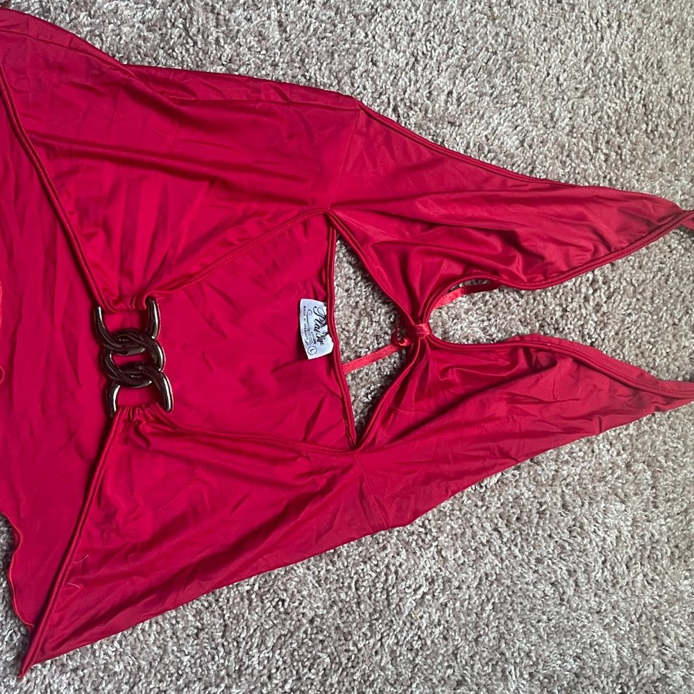 Red Set - Picture 6 of 6